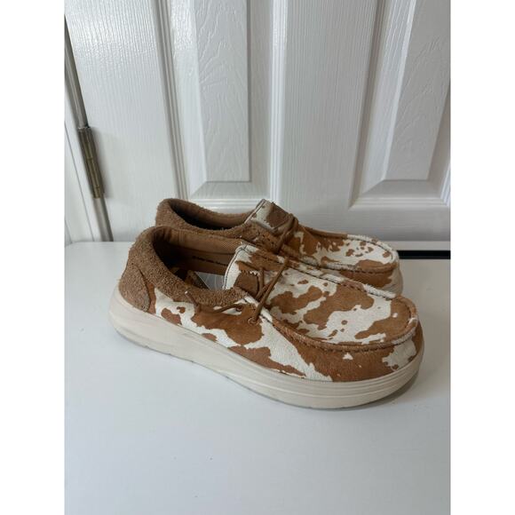 Heydude x Yellowstone Wally Tan Cow Print Mens Sz 9 Slip On Shoes - Great! - Picture 1 of 8